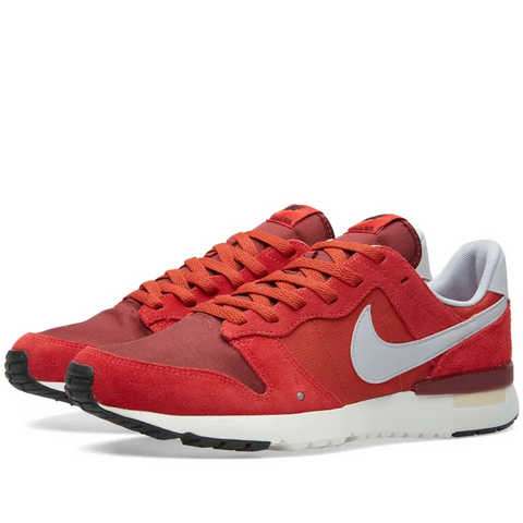 Nike Archive 83.M Game Red Sail